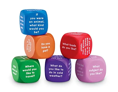 Learning Resources ▫️ Conversation Cubes, 6 dados de espuma com 36 perguntas em inglês – Jogo educativo infantil para desenvolver a conversação, o inglês e as competências sociais, a partir dos 6 anos 3