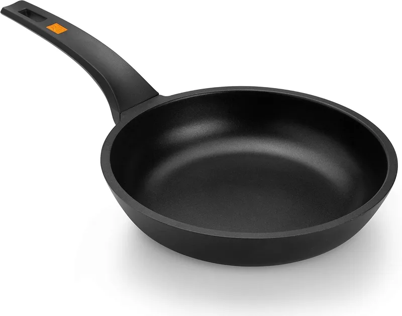 BRA ▫️ Efficient | Frigideira de 30 cm, em alumínio fundido com revestimento antiaderente Platinum Plus, adequada para todos os tipos de fogões, incluindo os de indução, sem PFOA