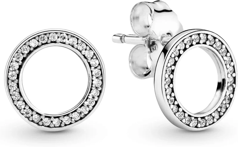 PANDORA ▫️ Brincos de botão Signature com design circular cintilante com zircónitas cúbicas transparentes