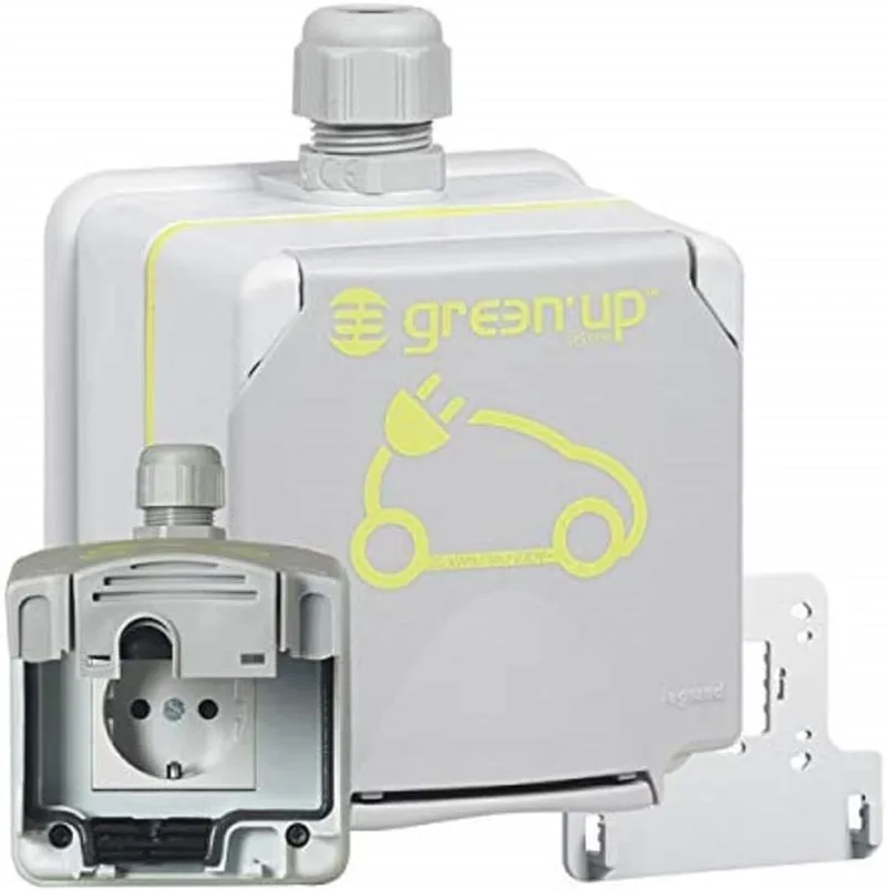 Bticino ▫️ Tomada de carregamento para veículos eléctricos Legrand 090472 2P+TT Verde UP 3,2 kVA