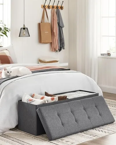 SONGMICS ▫️ Coleção Mazie - Pufe com arrumação, banco dobrável, 38 x 110 x 38 cm, banquinho para apoiar os pés, apoio para a cabeceira da cama, suporta até 300 kg, para sala de estar, quarto, hall de entrada, cinzento escuro LSF77K 3