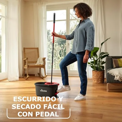 Vileda ▫️ Turbo, Conjunto de esfregona giratória e balde com pedal, Preto e Vermelho 2