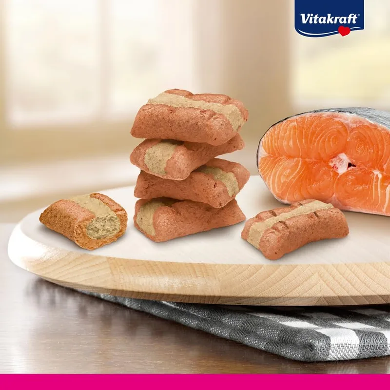 Vitakraft ▫️ Cat YUMS, guloseimas para gatos, snack macio para gatos recheado com salmão, em saco com fecho, tamanho para armazenamento, sem adição de açúcar (9 x 40 g) 5