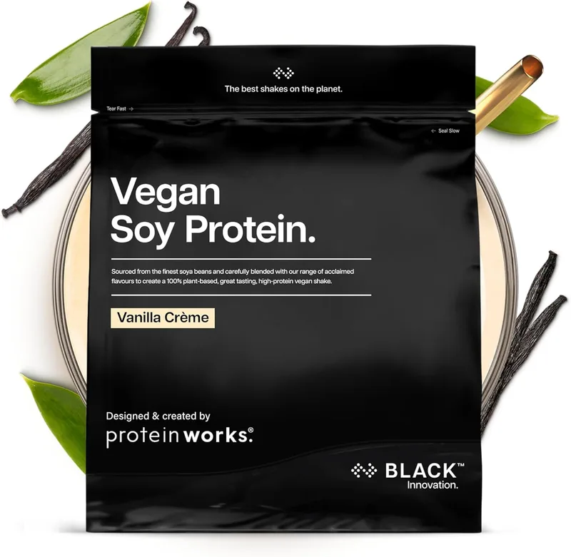 THE PROTEIN WORKS ▫️ Protein Works | Proteína de Soja Vegana - Preto, Creme de Baunilha, 1 kg | Isolado de Proteína de Soja Premium, Baixo Teor de Gordura, 27 g de Proteína, Nutrição 100% de Origem Vegetal, 33 Doses