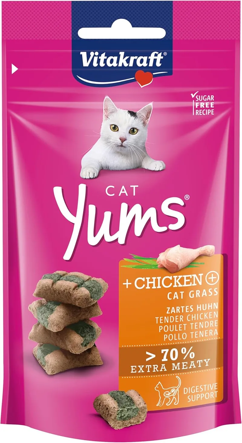 Vitakraft ▫️ Cat Yums, guloseima para gatos, snack macio recheado com frango e erva para gatos, em bolsa que pode ser fechada novamente, sem adição de açúcar (1x 40g)