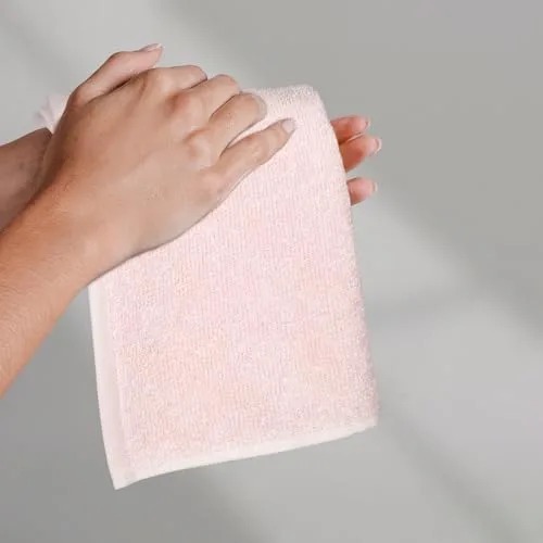 Amazon Basics ▫️ Conjunto de toalhas de banho 100 % algodão, absorventes, toalha de lavatório 30 x 30 cm, rosa claro, embalagem de 24 unidades 6