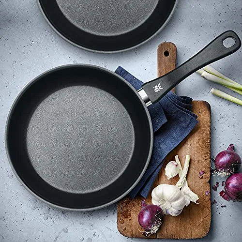 WMF ▫️ Devil - 2 frigideiras antiaderentes em Cromargan® de 24-28 cm para fogão de indução 2