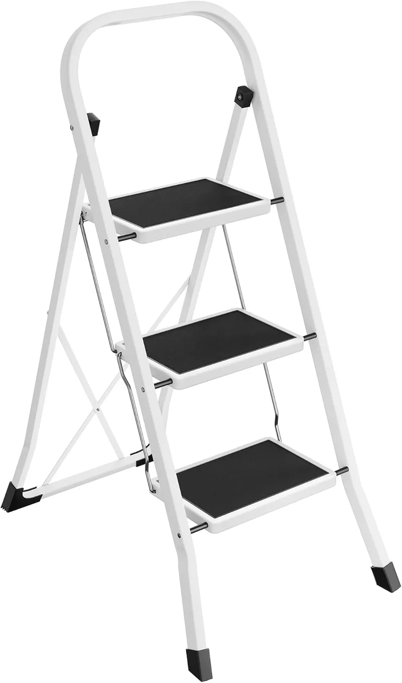 SONGMICS ▫️ Escadote escadote de 3 degraus, degrau dobrável, bloqueio de segurança, fácil de guardar, carga até 150 kg, branco simples GSL03WT