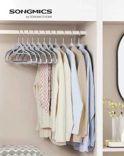 SONGMICS ▫️ Conjunto de 50 cabides de plástico, antiderrapantes, que poupam espaço 2