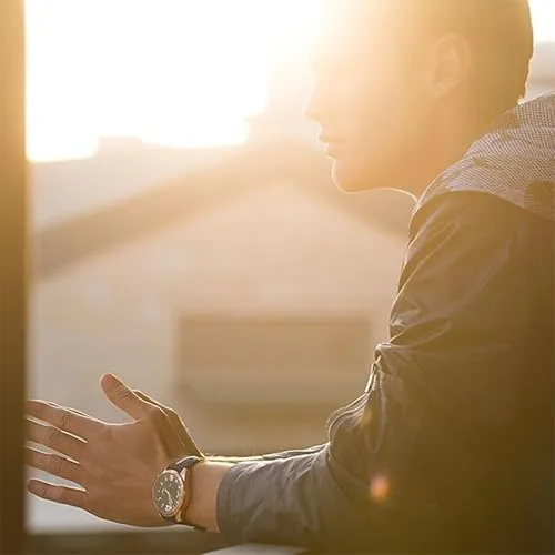 Tommy Hilfiger ▫️ Relógio analógico multifuncional de quartzo para homem, com bracelete em silicone, aço inoxidável ou couro, submostras para o dia e a data, resistente à água até 5 ATM. 3
