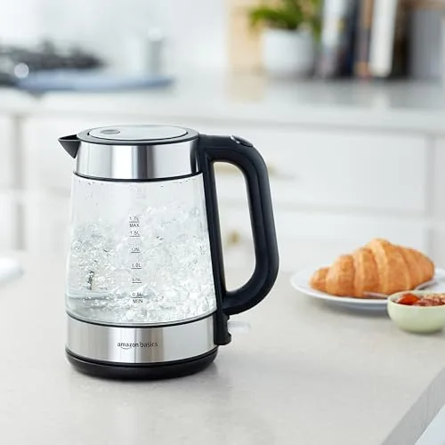Amazon Basics ▫️ Chaleira elétrica de vidro, 1,7 l, 2200 W, Preto, Prateado 6