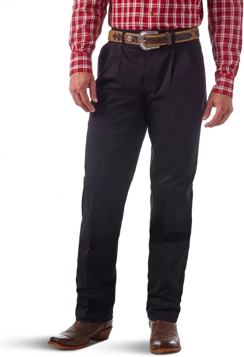 Wrangler ▫️ Riata Pleated Relaxed Fit Casual Pant - Calças de homem