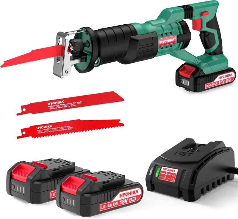 HYCHIKA BETTER TOOLS FOR BETTER LIFE ▫️ HYCHIKA 18 V Serra de lâmina oscilante sem fios, serra alternativa com 2 baterias de 2,0 Ah, 0-2800 SPM, 2 lâminas, carregador rápido, luzes LED, ideal para cortar madeira e metal