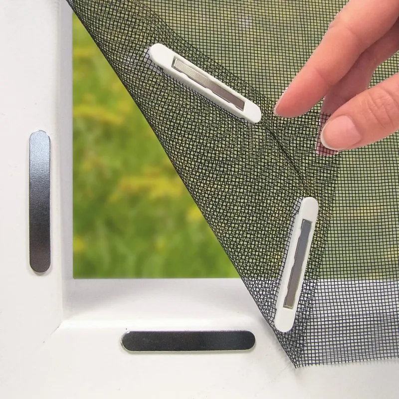 Hoberg ▫️ Rede mosquiteira para janelas com fixação magnética inovadora | Rede mosquiteira recortável individualmente até 150 x 130 cm, sem necessidade de perfurar nem aparafusar | Fixação da rede mosquiteira com 16 ímanes [Preto]