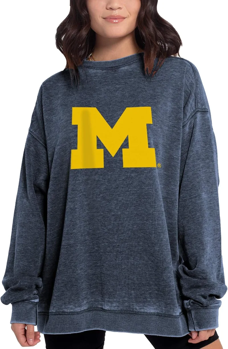 Chicka-D ▫️ NCAA Campus - Camisola para mulher