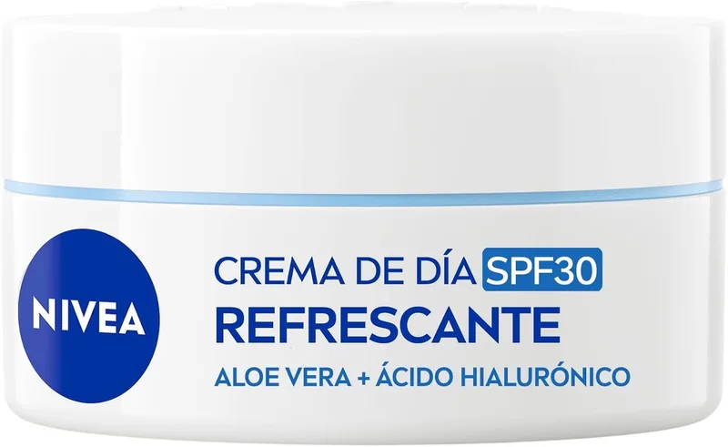 NIVEA ▫️ Creme de Dia Refrescante - Creme Facial Hidratante - Refresca e hidrata a pele - Previne as manchas - Proteção solar FPS 30 - Com vitamina E - Uso diário - Pele normal e mista - 50 ml