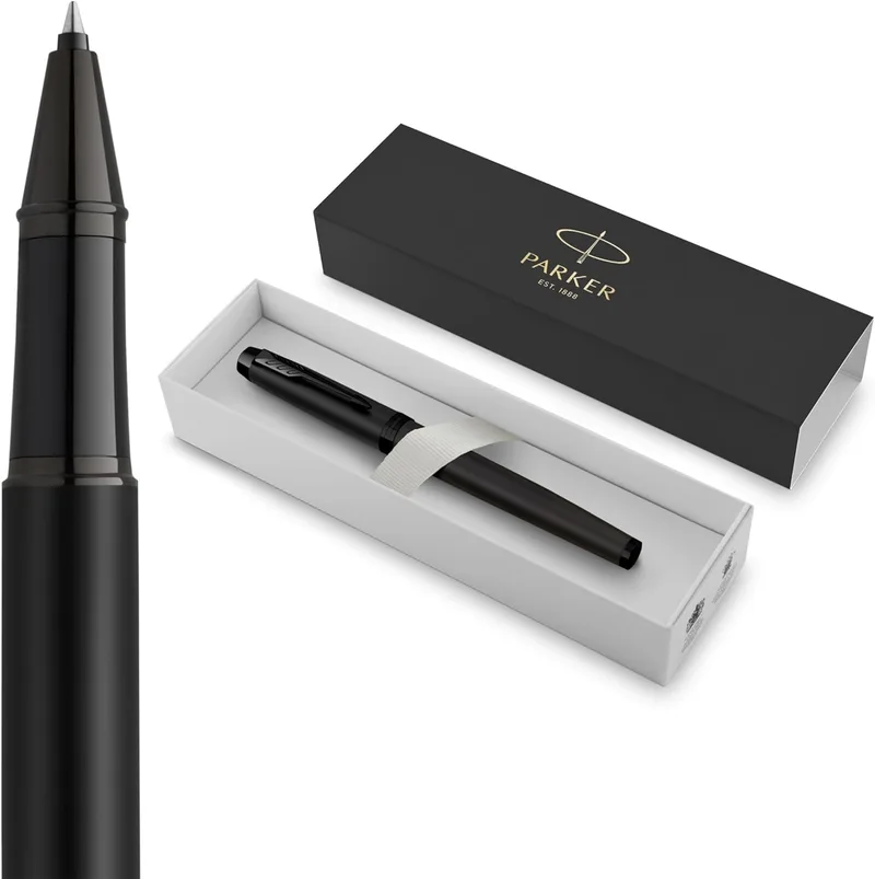 PARKER ▫️ Caneta roller IM | Preto mate com detalhes em preto | Ponta fina com recarga de tinta preta | Estojo de presente