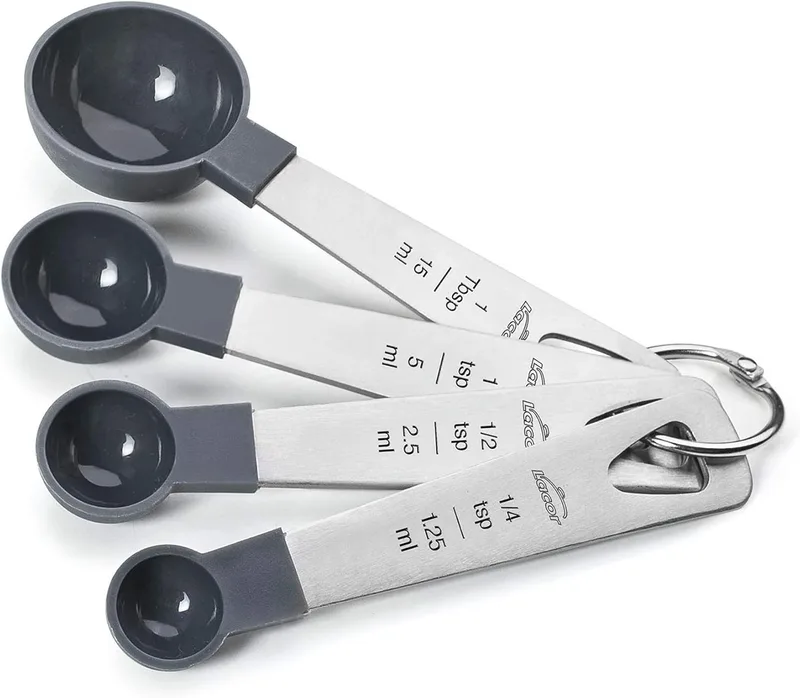 LACOR ▫️ 67037 - Conjunto de 4 colheres medidoras, medidor de líquidos e alimentos | Em aço inoxidável, pronto para uso diário na cozinha; adequado para a máquina de lavar louça, sem BPA, empilhável, poupa espaço