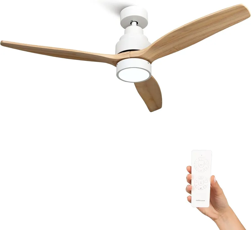 Mellerware ▫️ Brizy Bright Ventilador de Teto com Controlo Remoto de 30 Watts | 6 Velocidades | Ultra Silencioso | 3 Pás 132 in Diameter | Função verão-inverno | Temporizador | LED | Madeira Clara