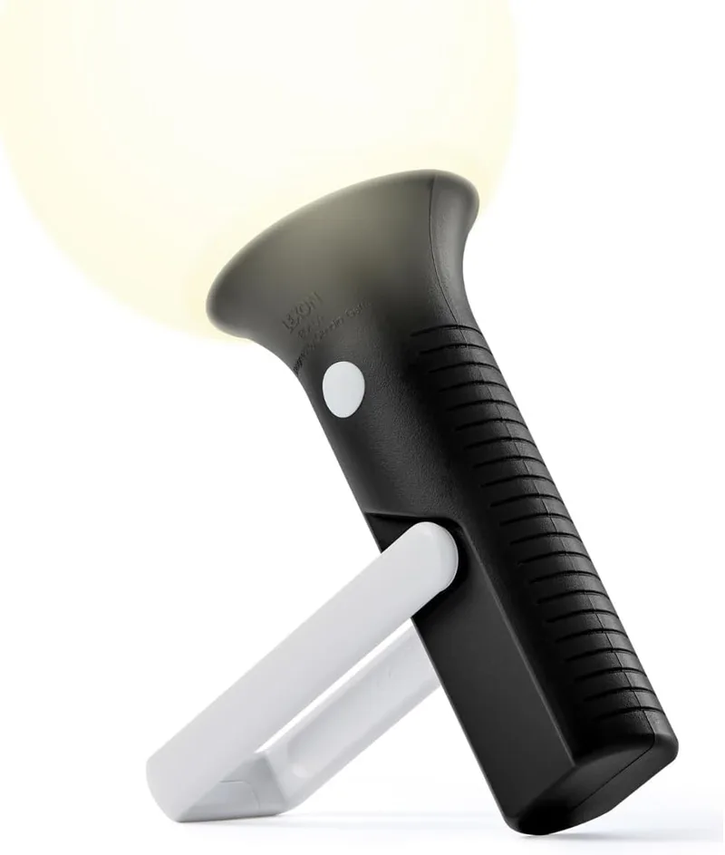 Lexon ▫️ Lâmpada LED multiposição para uso interior e exterior (Preto)