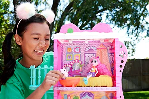 Enchantimals ▫️ City Tails: Apartamento do Palmer Pomeranian e do Pommy SIOC – Casa de bonecas de 3 andares com boneco, cachorrinho de estimação, mobiliário e acessórios, brinquedo de oferta – a partir dos 4 anos (Mattel HHC18) 2