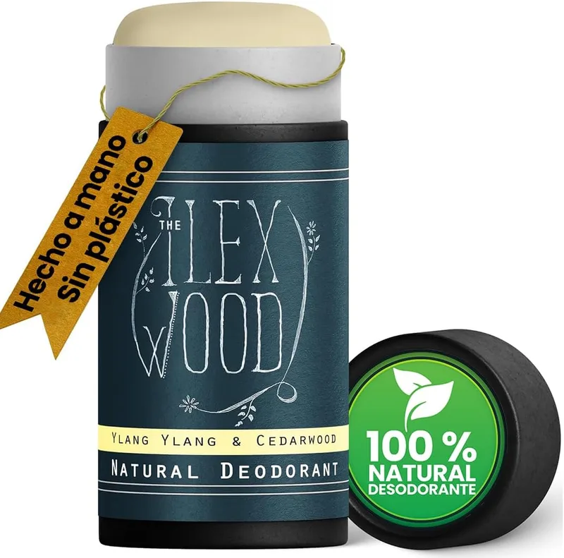 The Ilex Wood ▫️ Desodorizante em stick natural de cedro e ylang ylang, 70 ml. Desodorizante em stick natural, vegan, sem plástico, amigo do ambiente, sem crueldade animal, feito à mão.
