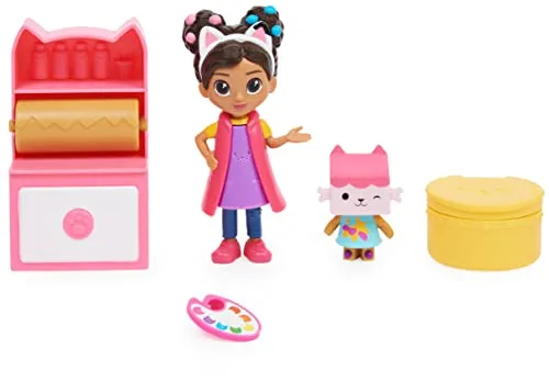 DREAMWORKS GABBY'S DOLLHOUSE ▫️ A CASA DE BONECAS DA Gabby - Estúdio de Arte - Estúdio de Arte da Casa das Bonecas da Gabby com 2 bonecas, 2 acessórios, 1 caixa surpresa e um móvel - 6062025 - Brinquedos para crianças a partir dos 3 anos 2