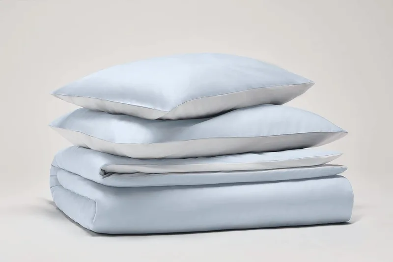 osama home ▫️ OSAMA Pantone™ – Conjunto de capa de edredão para cama de casal, 255 x 200 cm, 100% algodão percal de 200 fios – 2 lugares, dupla face, azul claro/branco