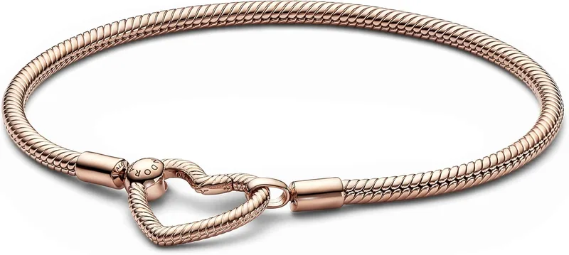 PANDORA ▫️ Moments: Pulseira com corrente em forma de serpente banhada a ouro rosa de 14 quilates com fecho em forma de coração