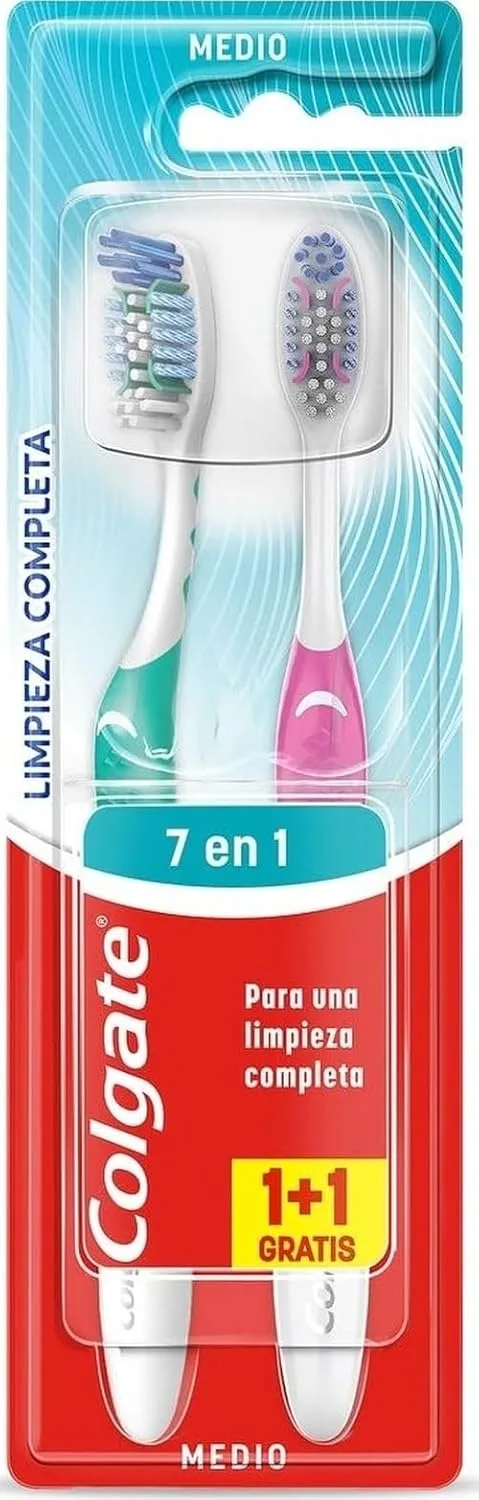 Colgate ▫️ Total Escova de Dentes de Dureza Média, Embalagem de 2 Unidades, Limpeza Completa e Profunda, Elimina a placa bacteriana, Limpador de língua e bochechas, Elimina as bactérias responsáveis pelo mau hálito