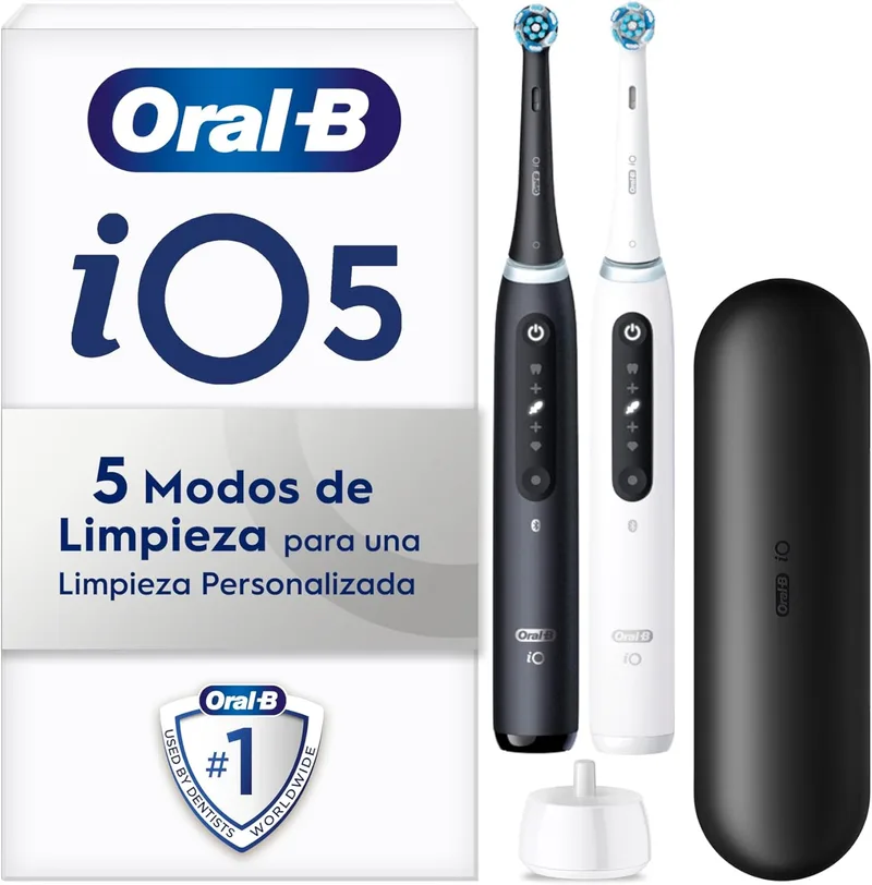 Oral-B ▫️ iO 5N 2 unidades de escovas de dentes eléctricas pretas e brancas com cabo recarregável, 2 cabeças de escova e estojo de viagem, 5 modos de escovagem, sensor de pressão, concebidas pela Braun