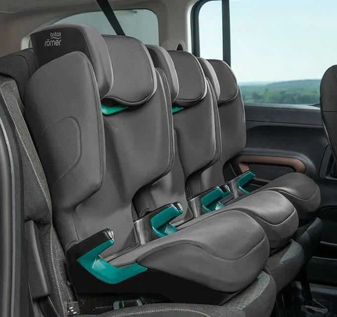 Britax Römer ▫️ Cadeira auto DISCOVERY PLUS 2, com ISOFIX, para crianças de 100 a 150 cm (i-Size), dos 3,5 aos 12 anos, Space Black 2