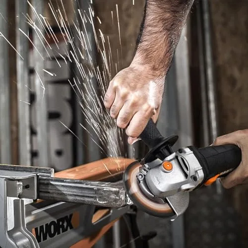 WORX ▫️ Esmeril angular WX718 de 900 W. Esmeril compacto com pega ajustável e pega adicional sem vibrações para lixar e cortar. Diâmetro do disco de 125 mm. Velocidade em marcha lenta de 12 000/m 3