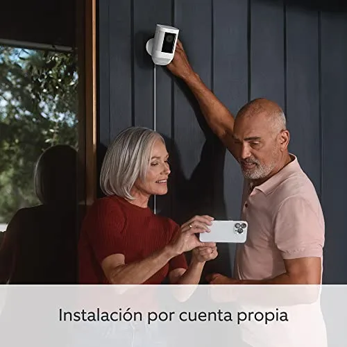 Ring ▫️ Câmara Pro com luzes e tomada (Spotlight Cam Pro Plug-In) | Câmara exterior com vídeo 2K, Vision, deteção de movimento 3D | 30 dias de teste gratuito Home | 2 câmaras 7