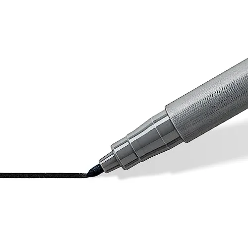 STAEDTLER ▫️ Conjunto de canetas de pigmento preto intenso, canetas de vários tipos, caneta de ponta macia, caneta de caligrafia e canetas de ponta revestida, cor preta intensa, à prova de água, 4 canetas em blister, 37 BK4-1 3