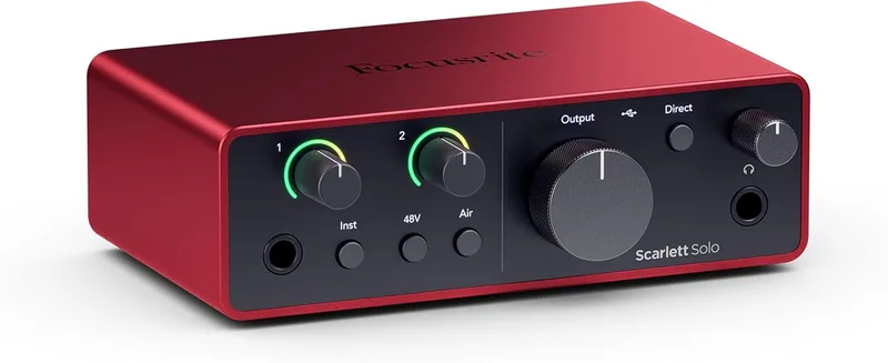 Focusrite ▫️ Scarlett Solo 4.ª geração – interface de áudio USB para guitarristas, cantores ou produtores. Gravação com som de estúdio e alta fidelidade, além de todo o software de que precisas