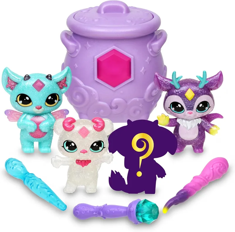 Magic Mixies ▫️ Magic Mixlings Mega Pack, caldeirão mágico e 4 bonecos Shiny Mixies, 1 figura surpresa, 3 varinhas mágicas, brinquedos de coleção, meninos e meninas +4 anos, Famosa (MG002000)