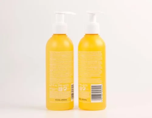 Ziaja ▫️ Gel de limpeza com niacinamida e vitamina C.B3, 190 ml 3