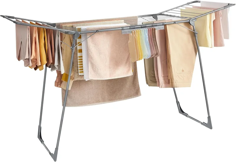 SONGMICS ▫️ Cavalete de roupa de chão, 56,5 x 173 x 96,5 cm, secador de roupa de asa economizador de espaço, com suporte para meias, de metal, para roupa, toalhas, lavandaria, cinzento LLR518G01