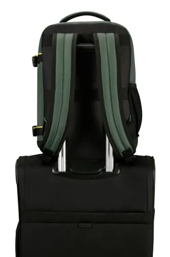 American Tourister ▫️ Take2Cabin - Ryanair Mala de Cabine 25 x 20 x 40 cm, 24 l, 0,40 kg, Bagagem de Mão, Mochila de Avião S para Colocar Debaixo do Assento, Grün (Dark Forest) 7