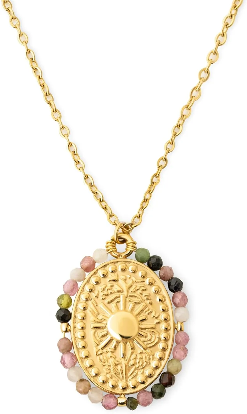SINGULARU ▫️ Colar com medalhão. Aço com acabamento banhado a ouro de 18 quilates. Colar com medalhão comprido ajustável. Joias para mulher