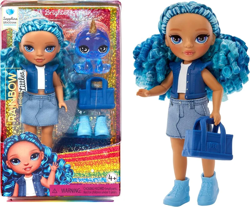 RAINBOW HIGH ▫️ Littles - Sapphire Bradshaw - Boneca de moda pequena e articulada - Boneca azul de 14 cm com mala e mascote mágico Yeti - Adequada para crianças e colecionadores