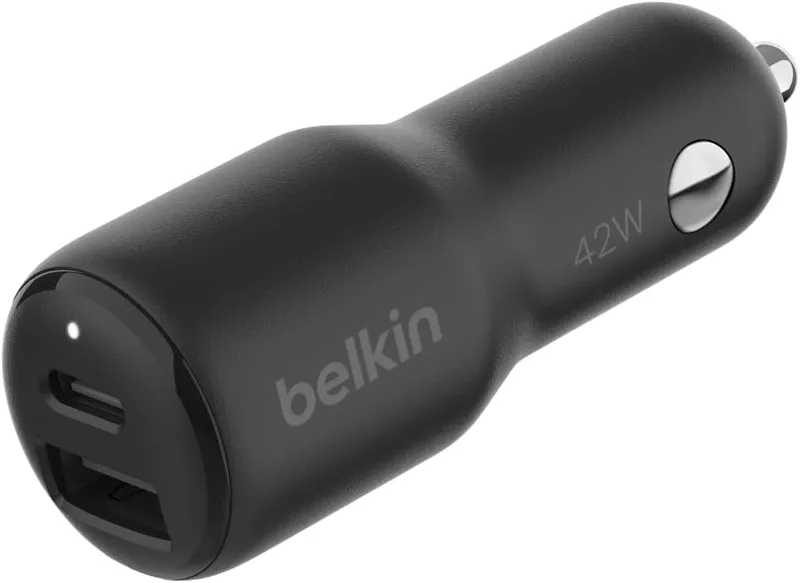 Carregador duplo para automóvel Belkin BoostCharge 42W com porta USB-C PPS de carregamento rápido de 30W e USB-A de 12W para modelos das séries iPhone 16, 15, 14 e 13, Samsung Galaxy S23 e outros, preto