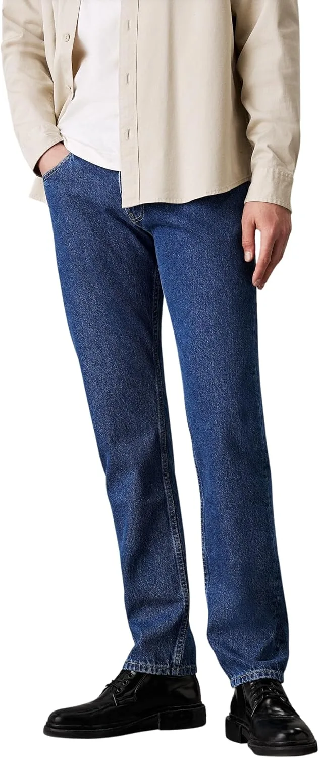 Calvin Klein ▫️ Calças de ganga Straight Slim Fit para homem