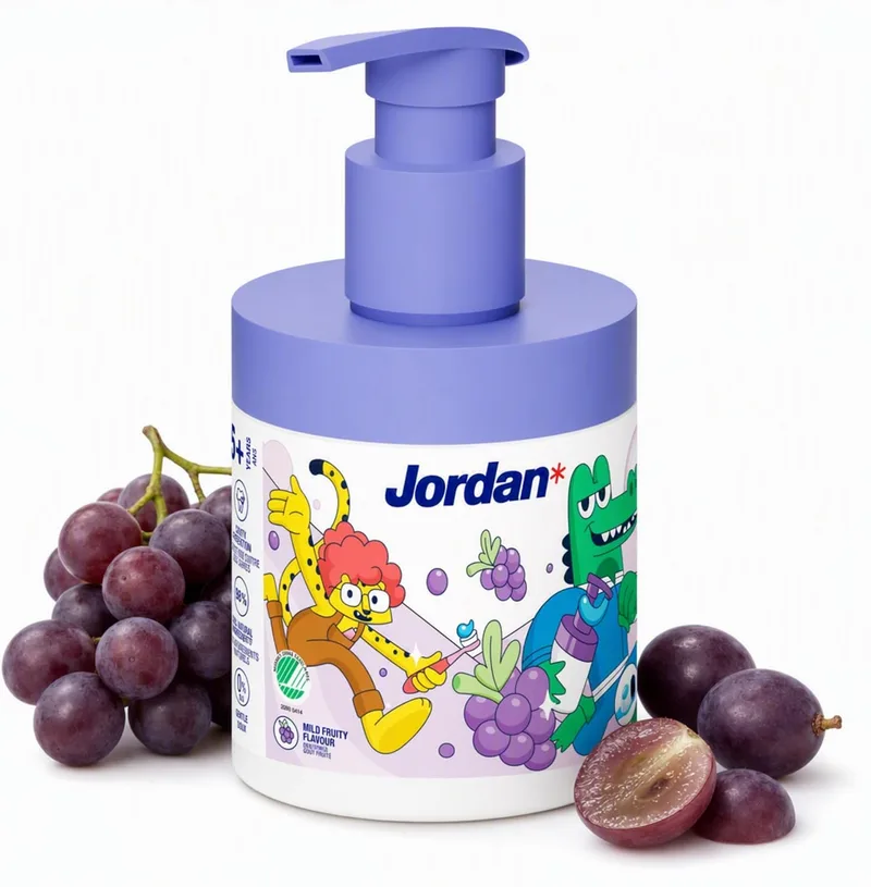 Jordan* ▫️ Jordan ® | Pasta de dentes para crianças | Dispensador de pasta de dentes com um mecanismo de bomba equivalente a 3 tubos normais | Solução concebida para crianças | Sabor a uva | 6-12 anos | 1450 ppm | 150 ml