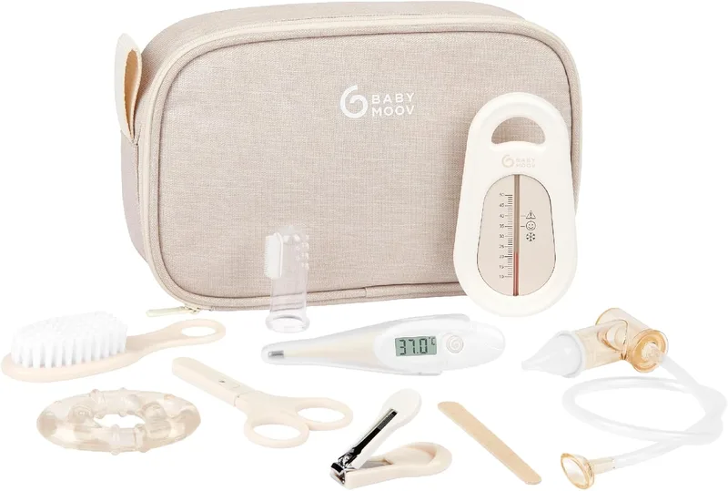 Babymoov ▫️ Kit de cuidados para o bebé, compacto, portátil, desde o nascimento, 9 acessórios essenciais, incluindo escova de cabelo, termómetro digital, termómetro de banho e cortador de unhas, bege