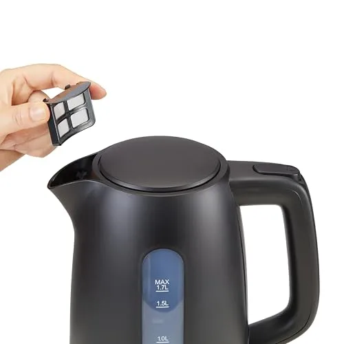 Amazon Basics ▫️ Fervedor elétrico 1,7 L, 2200 W, sem BPA, com base giratória de 360°, desligamento automático e filtro anticalcário removível, preto mate 6