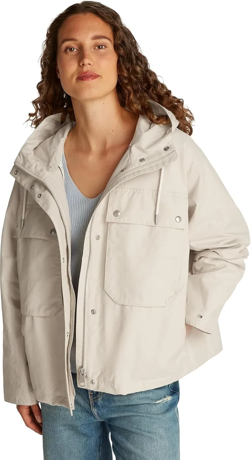 Tommy Hilfiger ▫️ Parka para mulher, curta, em algodão e nylon, com capuz
