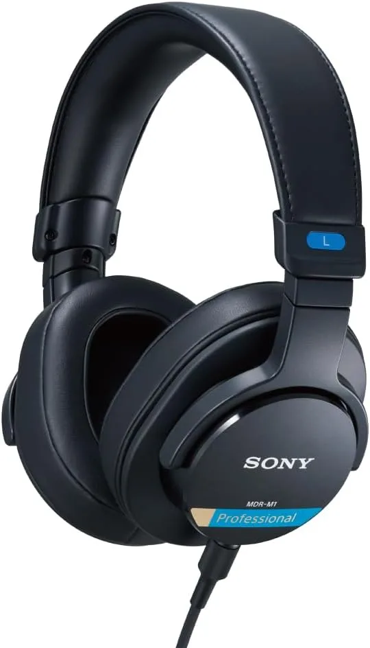 Sony ▫️ Auscultadores de estúdio fechados MDR-M1 - com fio, reprodução de banda ultra-larga (5 Hz - 80 kHz), para estúdios e misturas, leves (216 g), incluem 2 cabos destacáveis, pretos