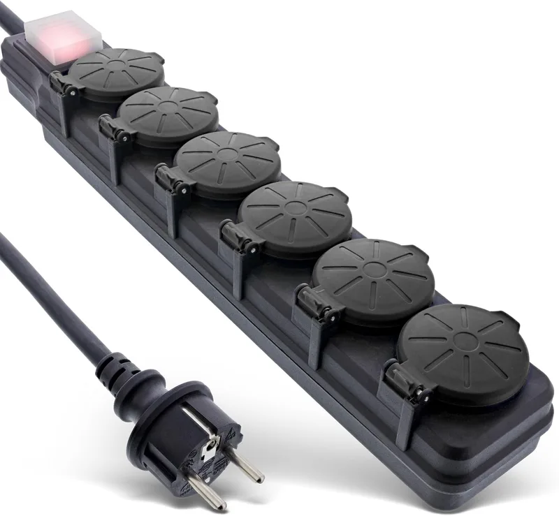 InLine ▫️ Extensão com 6 tomadas, IP44, com interruptor de ligar/desligar iluminado, maior proteção contra contacto, comprimento: 3 m, 16496O